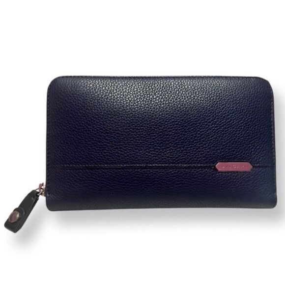 😍HOST PICK😍 Bvlgari Navy Blue Pebbled Leather Logo Long Zippy Wallet - Picture 1 of 10